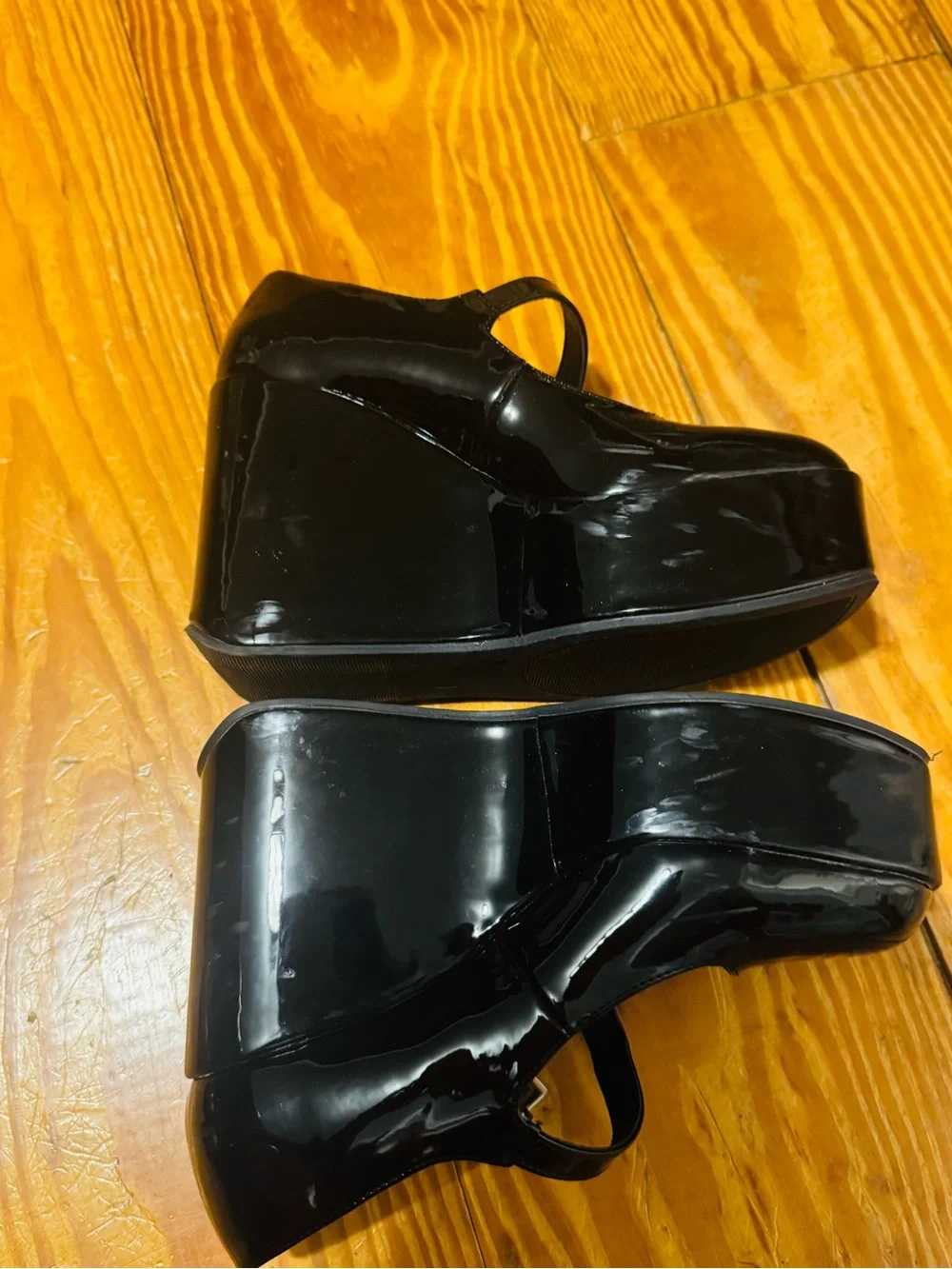 Steve Madden Nirvana Black Platform Wedges with Buckle Strap